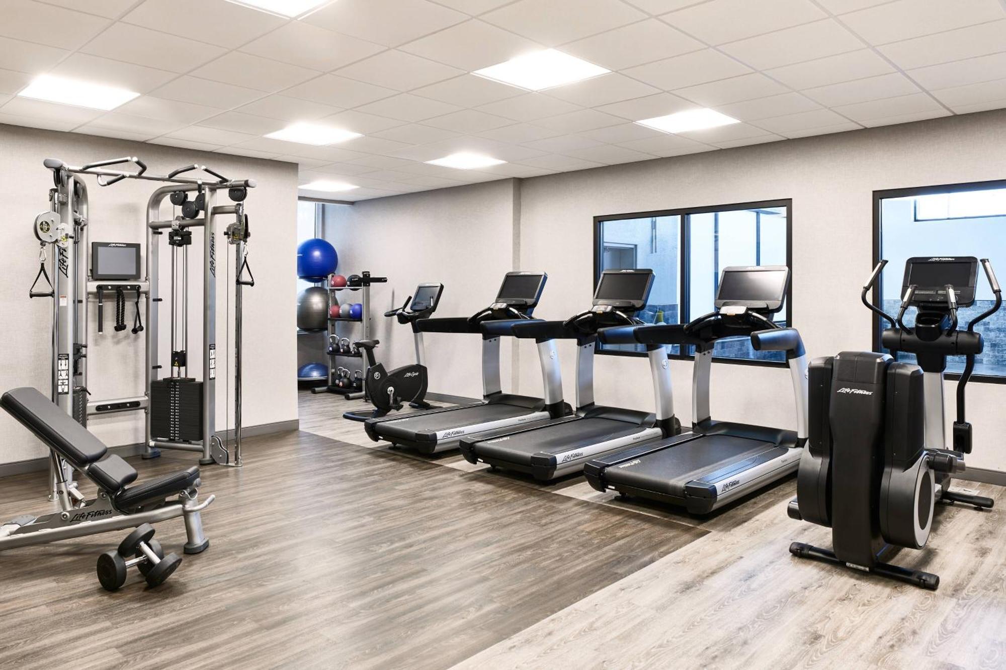 Ac Hotel By Marriott Bridgewater Esterno foto